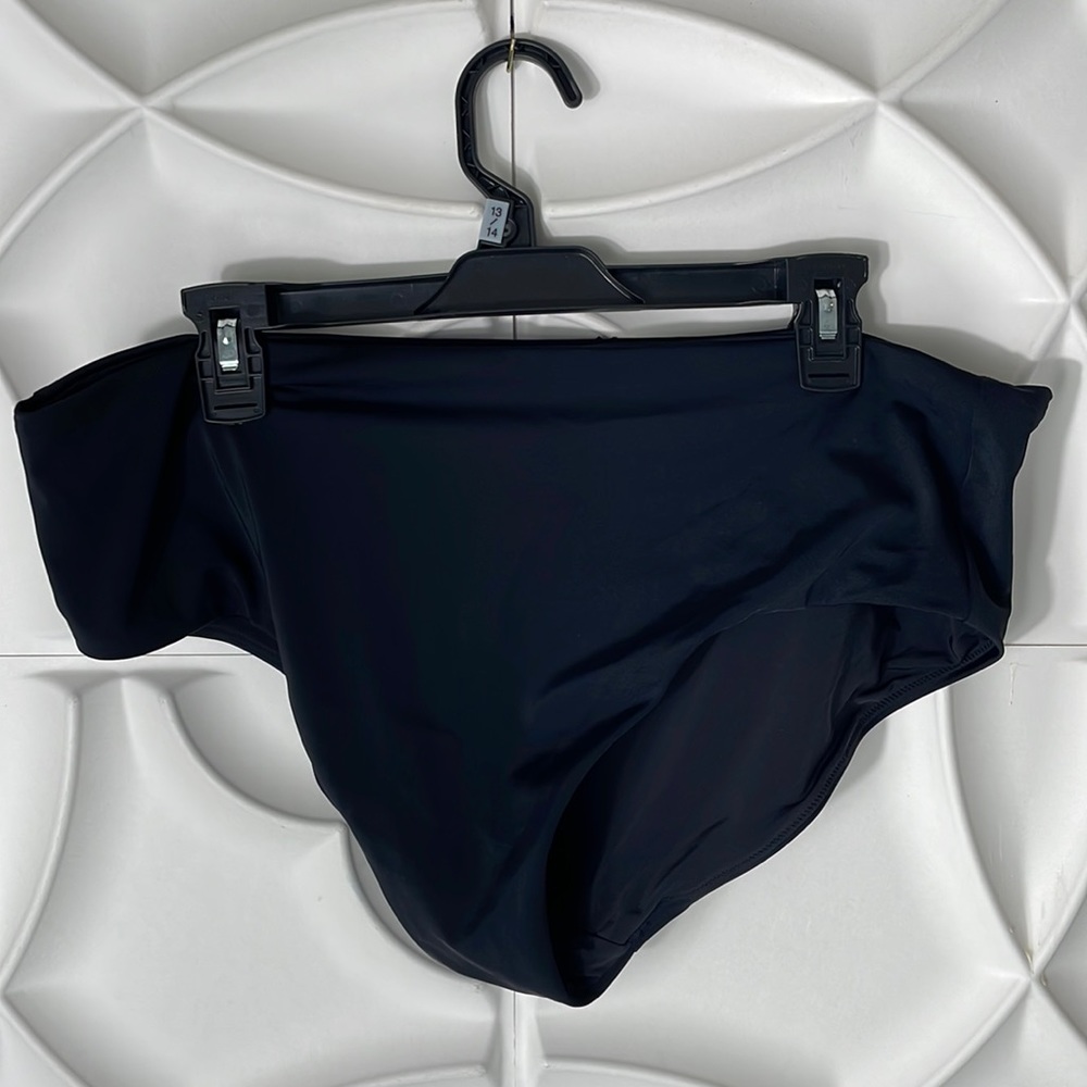 Andie swim black bikini bottom XXL.    20